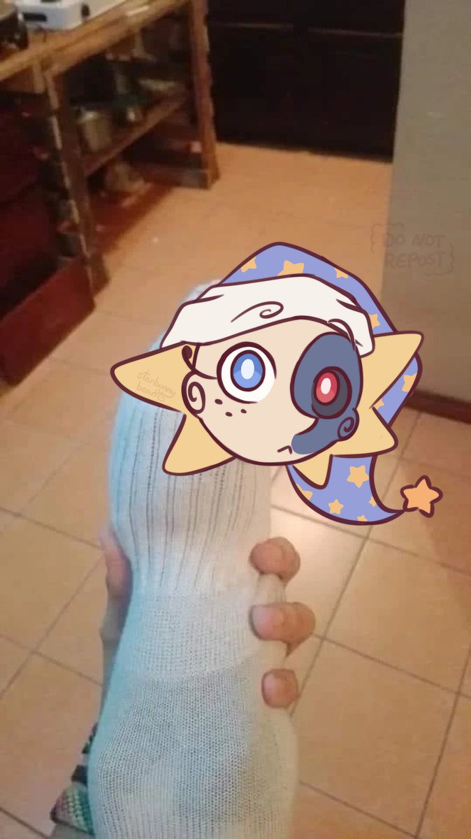 Starbunnybean's tweet photo. he has been socked https://t.co/QVAMTxn3aN