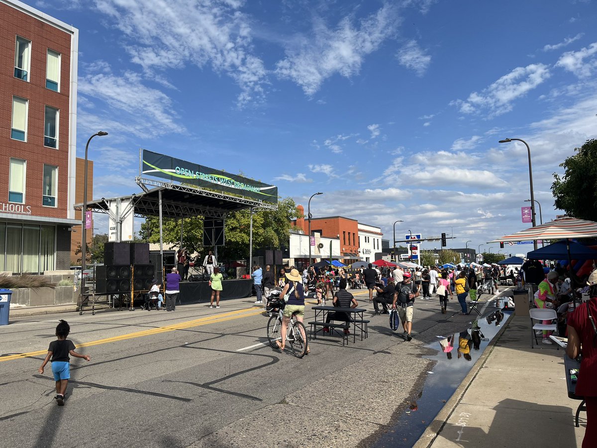 Having a great time at Broadway Open Streets!