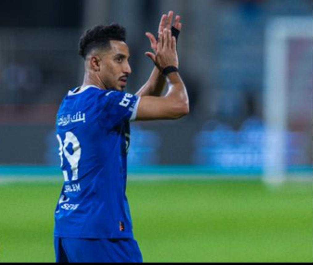 #الهلال_الاتحاد (1-3)
لم يطرأ تغير لافت على إسلوب اللعب في الشوط الثاني ، بإستثناء تقليص الفارق بهدف بنزيما ، إنما صلابة وثبات الهلال الدفاعية وقوته من على الاطراف وفي وسط الملعب أنهى كل أمل لكتيبة العميد في مواجهة الزعيم .. مباراة كبيرة تضاف على سجلات مواجهة الكبيرين