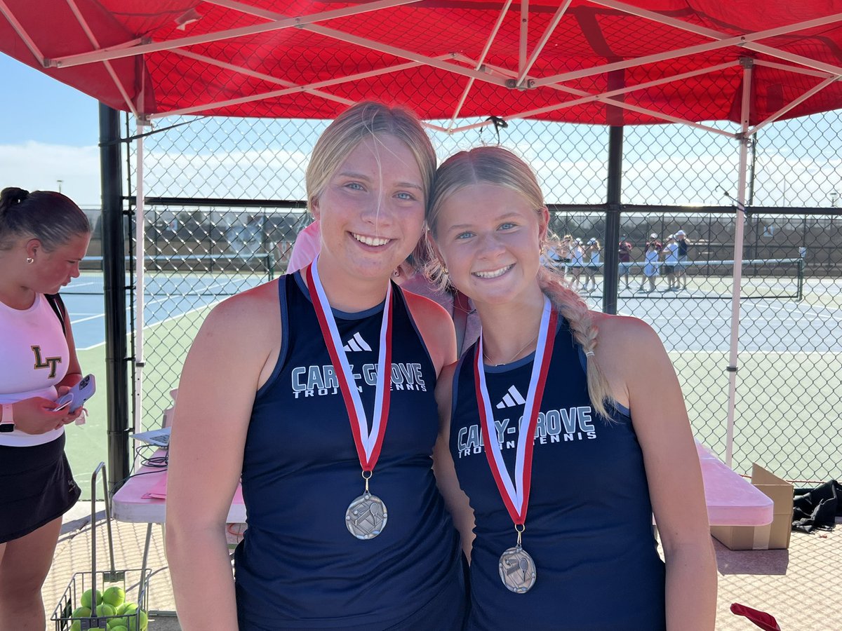 Great day of tennis at the Niles West Invite today! HUGE shout out to our 1D team Aubrey &amp; Katie who upset the 1 seed Batavia and then kept it going to the finals before falling to a tough Loyola team. 
1S-7th
2S-5th
1D-🥈
2D-6th
