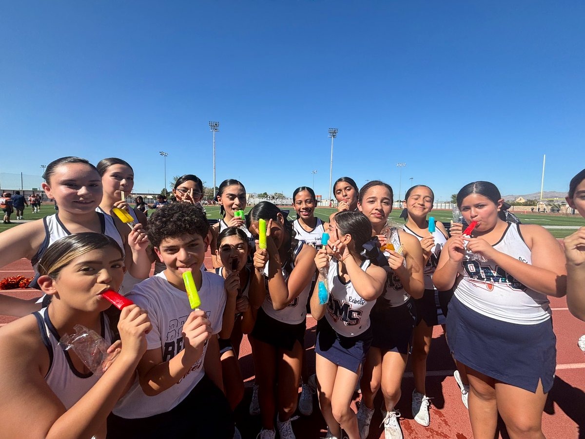 Riverside M.S cheer 📣🎀 tweet media