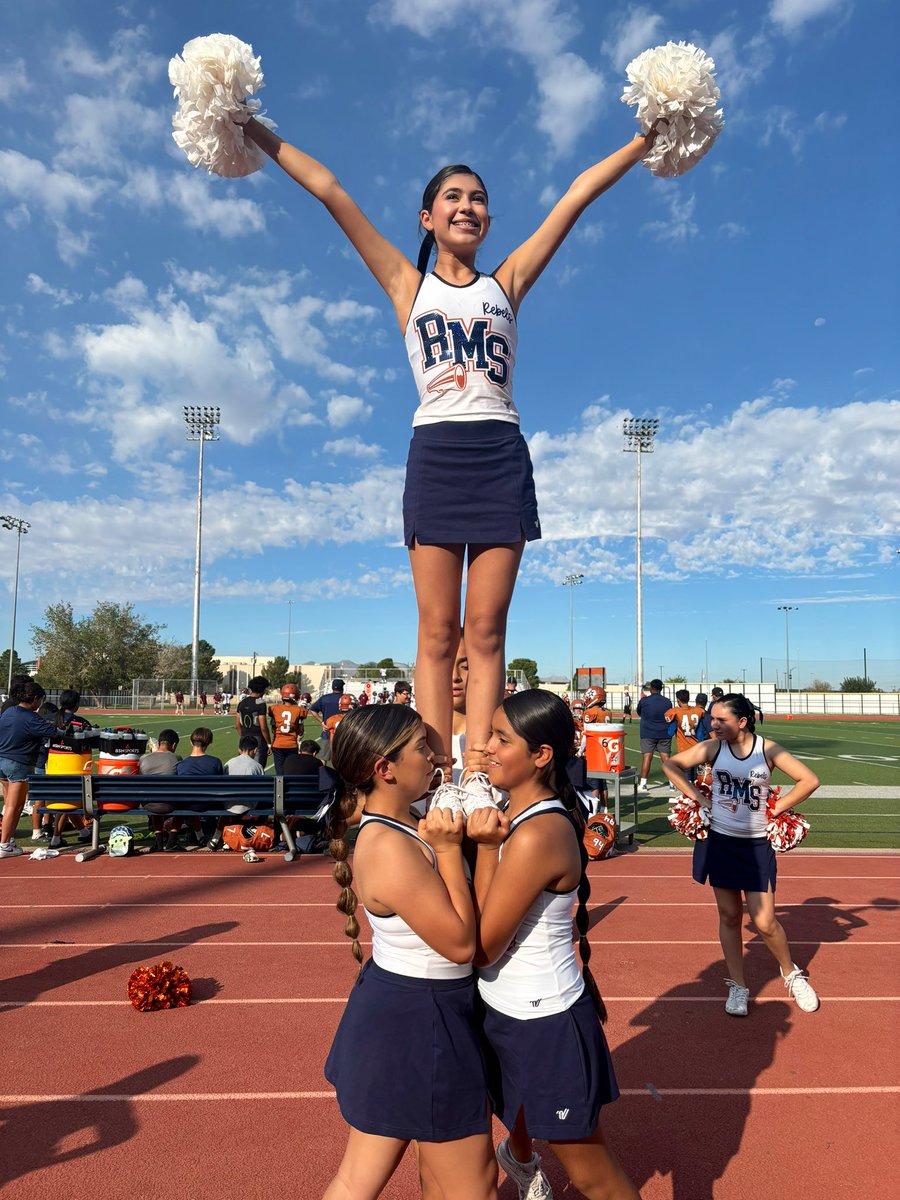 Riverside M.S cheer 📣🎀 tweet media