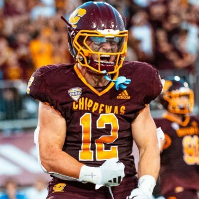 Week 4 Performance

LB Jordan Kwiatkowski - CMU

• 15 Tackles (10 Solo)
• 1 Tackle for Loss