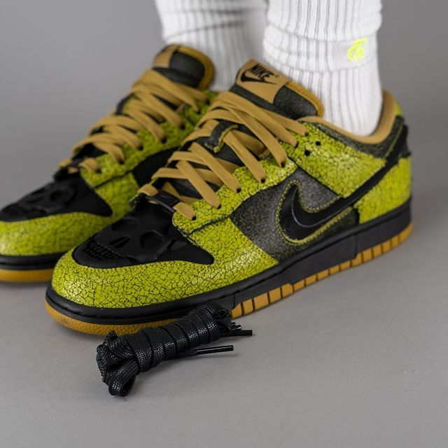 JustFreshKicks's tweet photo. On Foot Look at the 2024 Nike Dunk Low “Halloween” 💀🎃 https://t.co/rFRGCfQxi7 https://t.co/lW5BDTXZ4P