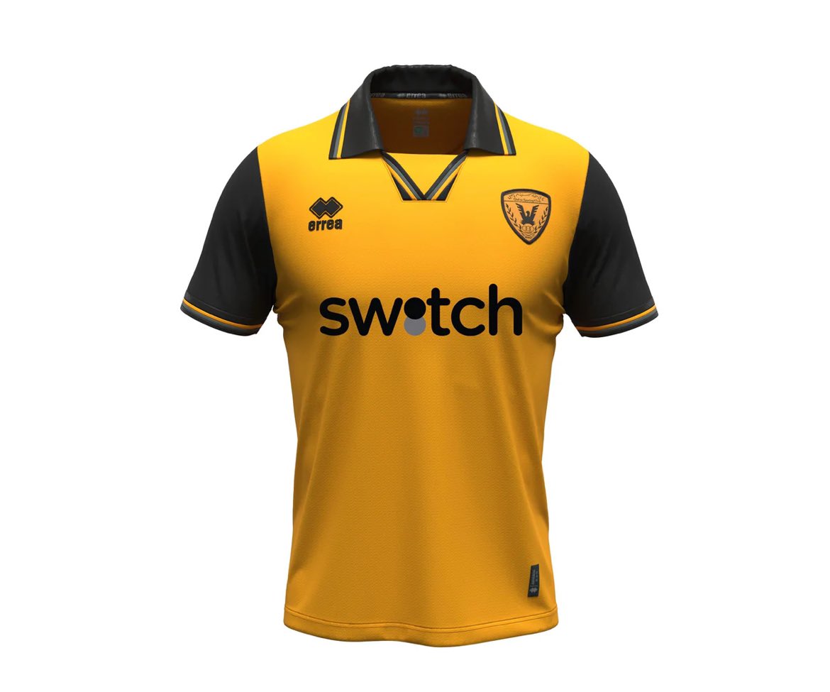 هالفنيلة غالية أجيال ذهبية حملت هذا الشعار ونجوم سطعت من هذا الكيان لكن انقلبت الموازين وأصبح النادي بوابة لمن لا تاريخ له وساحة لتجارب اللاعبين والمدربين والأجهزة الفنية وملجأ للاعبين كبار السن ممن انتهى عمرهم الافتراضي بالملاعب

صُنع تاريخه بسواعد المخلصين واليوم تهدمه قائمة