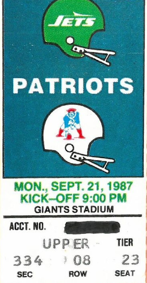 nyjetshistory's tweet photo. This was the final NFL game before the 1987 strike

The @nyjets started 2-0 but the next 3 games were played by replacement players while the real players were on strike.  The Jets replacement players went 1-2.

#JetUp #Jetshistory #NFLstrike https://t.co/RKxSIKKbeQ