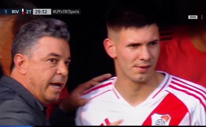 frabigol's tweet photo. PARA ESTO PAGO EL PACK FÚTBOL https://t.co/Y5QE2CFdbB