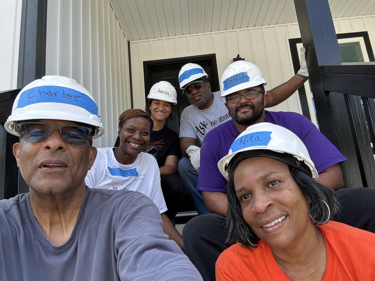 ctofmbc's tweet photo. Pictures from Habitat for Humanity! https://t.co/loPeUwCvWp