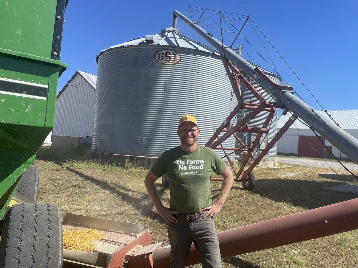 WatercutterFarm's tweet photo. #Harvest24 has started. 106day corn 14% moisture in middle of September!! #Farmers @Farmland https://t.co/zFFL655Fu8