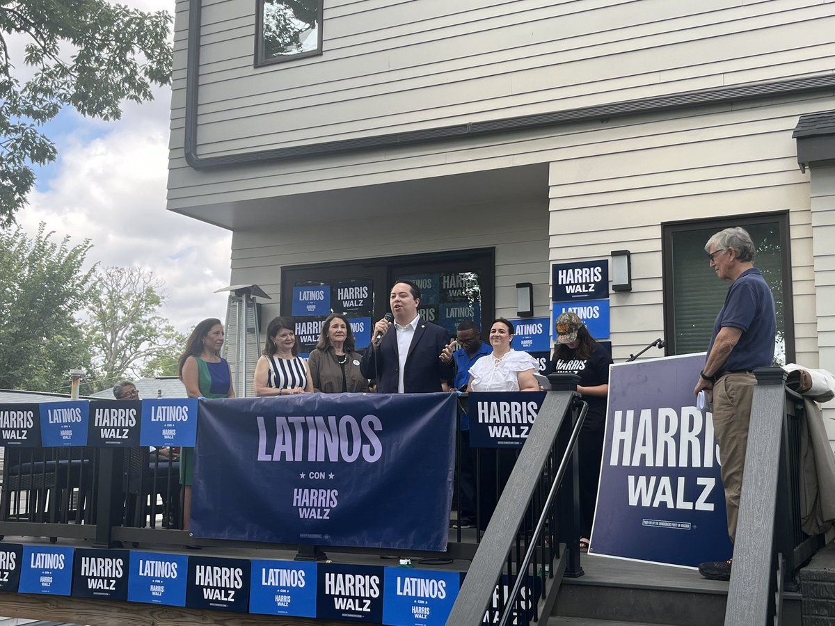 J_Dromgoole's tweet photo. Great Latinos @ConHarrisWalz event. 

#HispanicHeritageMonth is a time to celebrate AND get out the #vote for candidates who will fight for us.

Great to share space w/ advocates &amp; candidates who are fired up &amp; ready to vote! #LatinosConHarrisWalz #JuntosConKamala https://t.co/cqoY0nMuK6