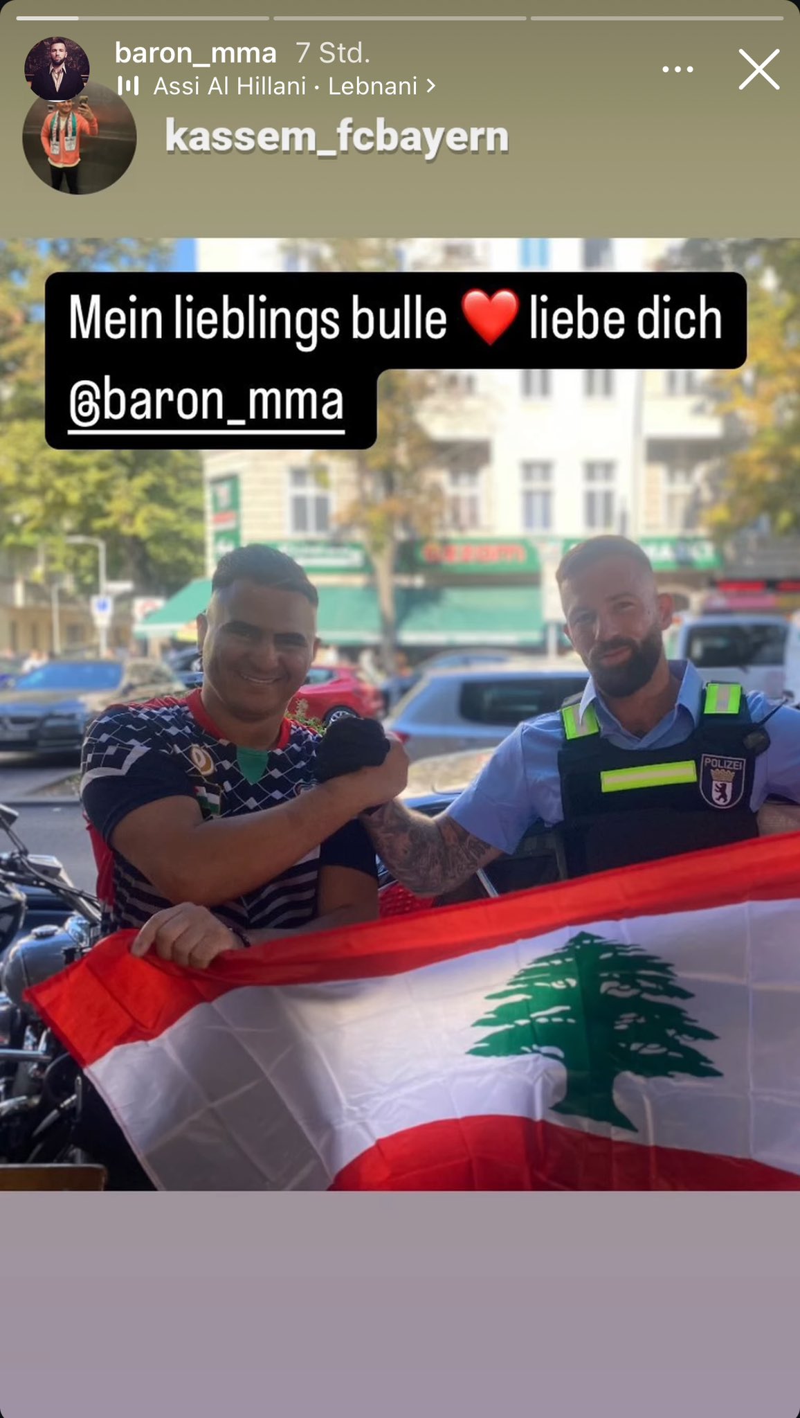GYBzBh3WEAAfldk