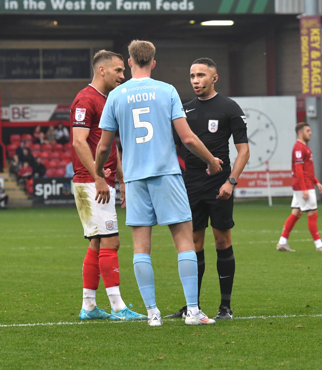 It's Blue moon we sing not what it says on your shirt <a href="/crewealexfc/">Crewe Alexandra</a> <a href="/ThePeterMorse/">Peter Morse</a>