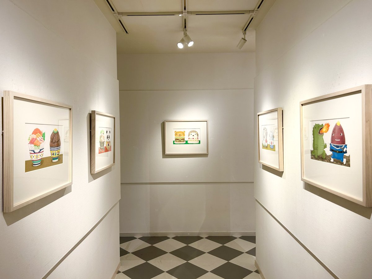 BronzeShinsha's tweet photo. 9/22(日)
本日も、やぎたみこさんの『どんどんめくり』原画展 @青銅RoomJ  オープンします。
13:00〜17:00です。

本日は、著者のやぎさんが在廊されますよ。
直接のお話しできるチャンスですので、ぜひぜひお越しくださいませ〜。 https://t.co/7io8zE1mEi