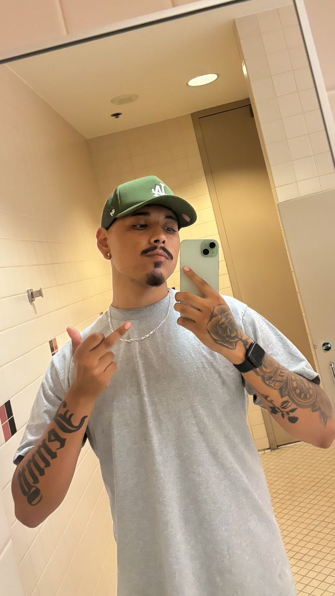 Papi_Stevenn's tweet image. You ain’t chosen, then you losin’ , Baby get with me 😝😈