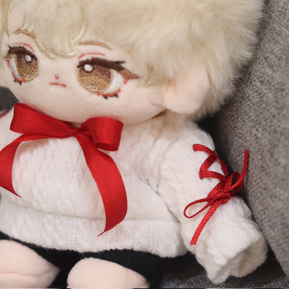 somtherain's tweet photo. ■ NOEL for 10/15cm

■ 상의+하의 : 20,000원
■ 상의 색상 : 메인 원단 화이트(고정) + 리본색상(빨강, 분홍, 블랙 중 택1)
■ 바지 : 흰색, 검정색

■ 1인 주문수량 제한 없음.
■ 뒷트임, 스냅버튼 마감. https://t.co/PWypMnPulq