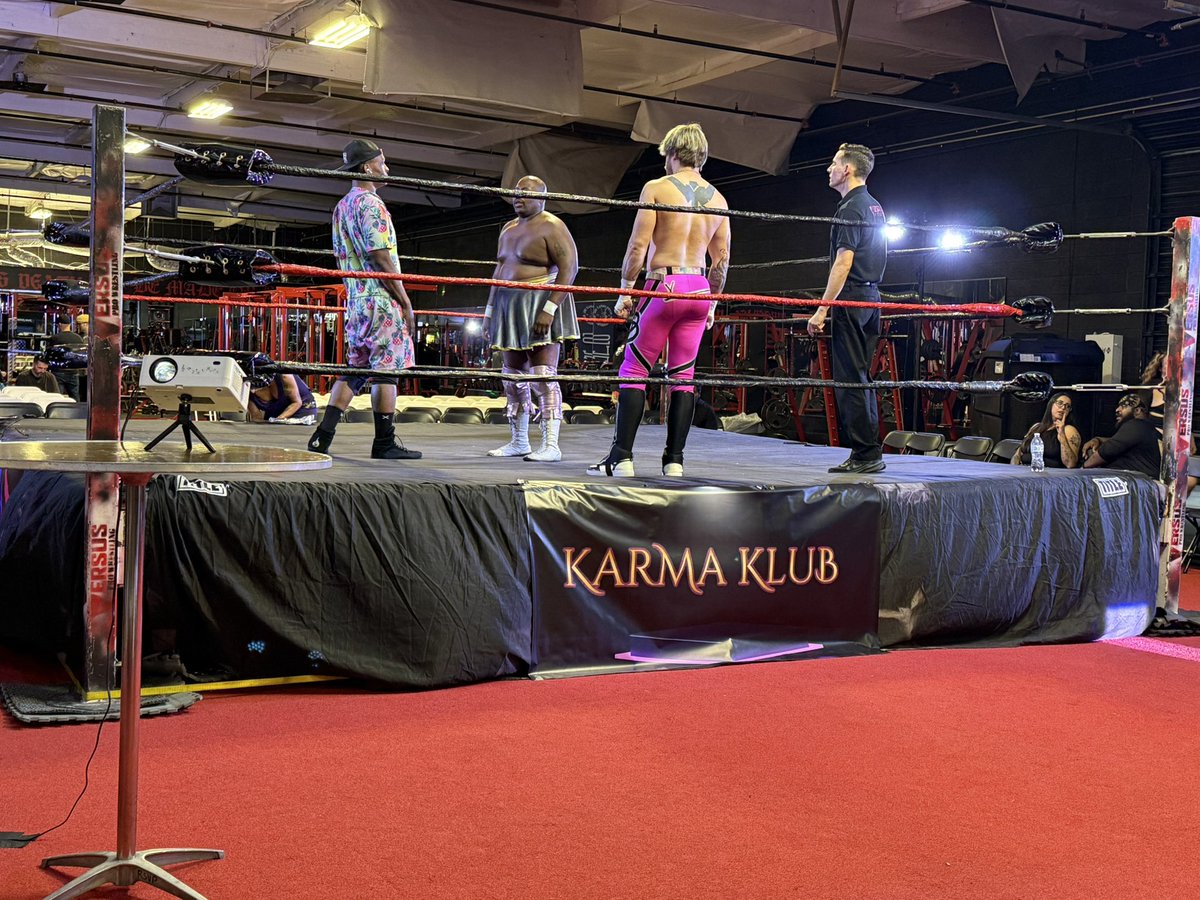 KarmaKlubLV's tweet photo. We are here, and we have MULTIPLE wrestling rings! 

#infamoussportsentertainment #fightnight 

@SashaSteel23 https://t.co/1tCx715Eyo