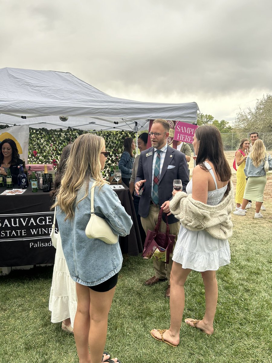 SoperMatthew's tweet photo. Awesome time today at the 33rd Colorado Mountain Wine Festival in Palisade! It was tremendous to visit with scores of friends and supporters! Colorado has only a few great wine growing areas and most are in my legislative district! #coloradowine #copolitics https://t.co/9JrGBEPNkU