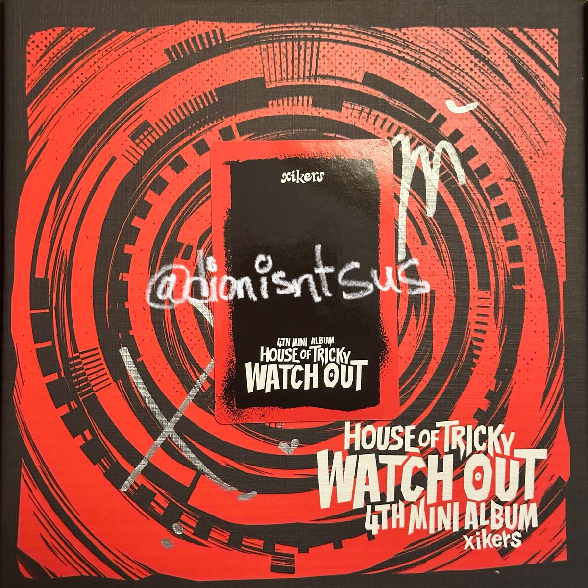 dionisntsus's tweet photo. [WTT//US only]

xikers HOUSE OF TRICKY: WATCH OUT X (Red) Version

<HAVE>
•YUJUN Ver. 1

<WANT>
•JINSIK Ver. 2 ‼️‼️
•JINSIK Ver. 1

Pls lmk if ur interested :3

#xikers #photocardtrading #jinsik #yujun #진식 #유준 #싸이커스 #pctrading #kpop #trading #roady #로디 https://t.co/W7tR5iBTOF