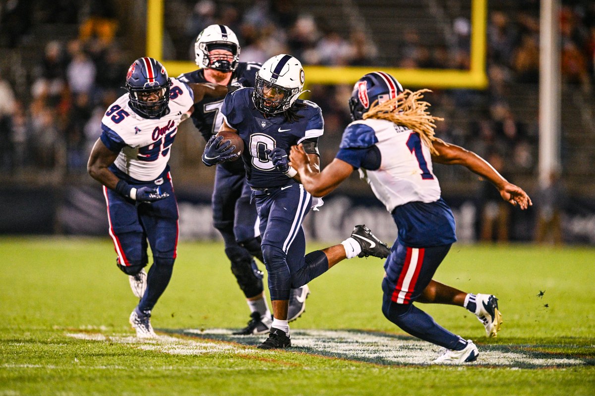 UConn Football tweet media