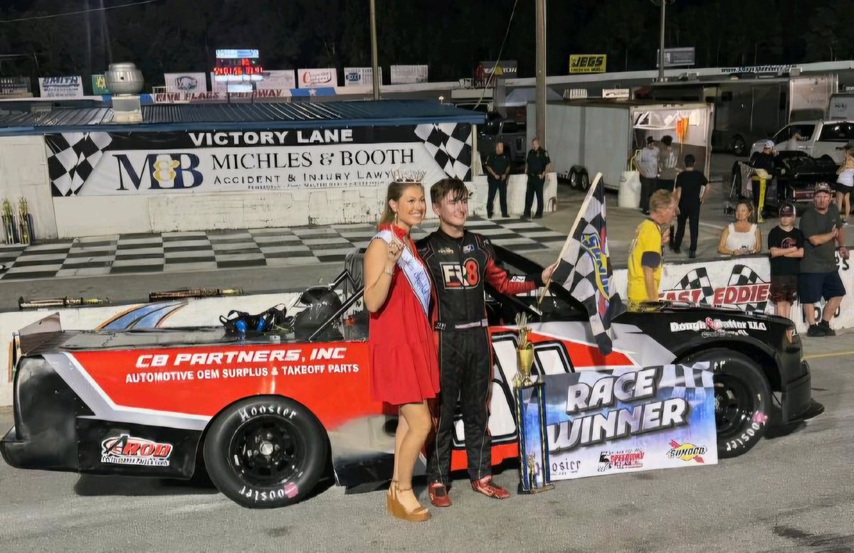 seth_racing's tweet photo. Have I mentioned how much I love @5FlagsSpeedway? I picked up the win there tonight - thanks #CBPartners and #AROBPerformanceParts https://t.co/aTrcXOoS9s