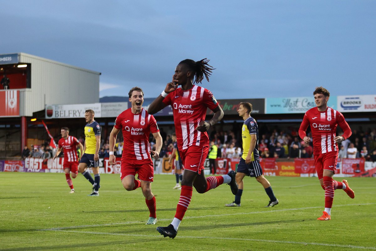 _shmooney_'s tweet photo. That's Wilson out for the remainder of the season, pray it's nothing too bad but it seemed like an issue with his knee. 
Gonna be a big loss closing out the season #bitored 🟥⬜ https://t.co/s7FamaTBNK