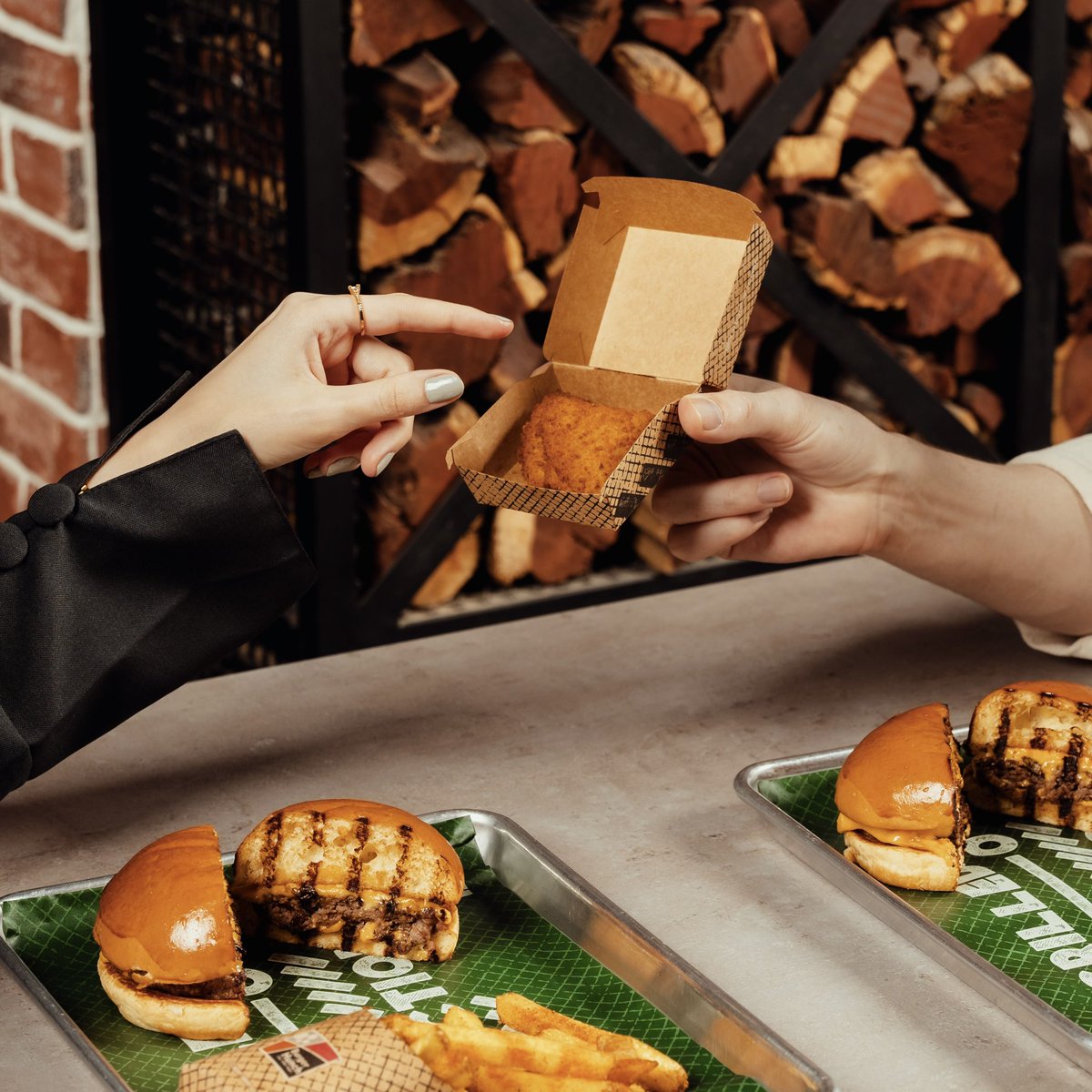 Burger Hunch | برجر هنش tweet media