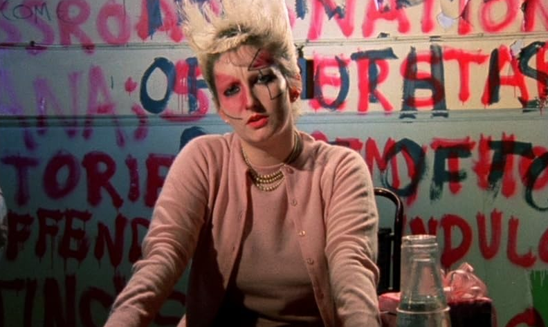 Fx37738008's tweet photo. 🎞️#Jubilee (1978) #DerekJarman 🏳️🌈
La reine ÉlisabethⅠest envoyée en 1977 par l'occultiste #JohnDee ... 🤨
Film culte de l'univers PUnK
#AdamAnt - Adam and the Ants
Jordan (une protégée de #MalcolmMcLaren)
#WayneCounty (#JayneCounty) #BlankGeneration https://t.co/G8jYUhocBS