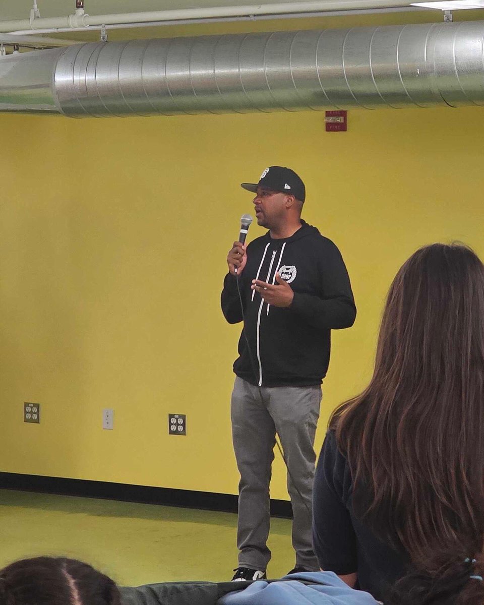 San Francisco Youth Commission tweet media