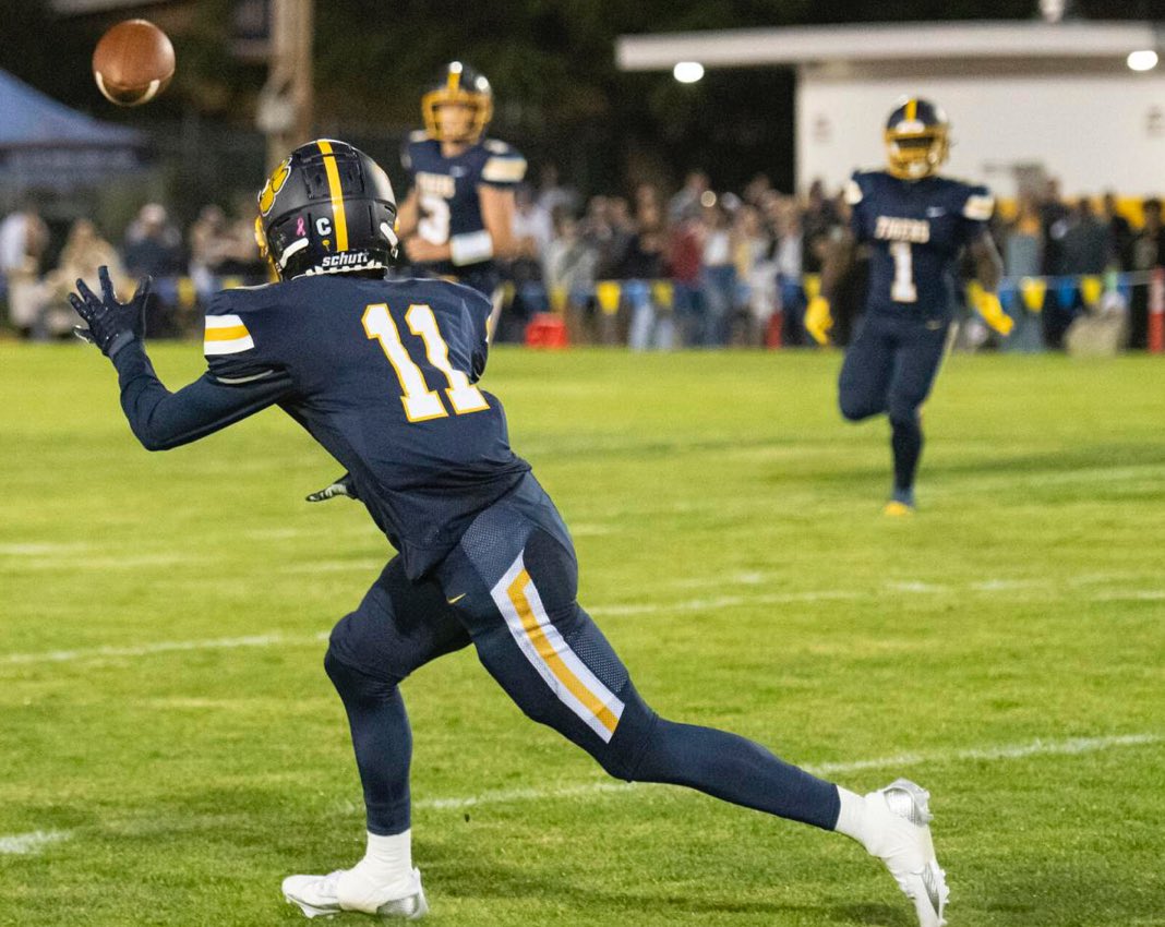 Battle of the Bridge win 21-14
