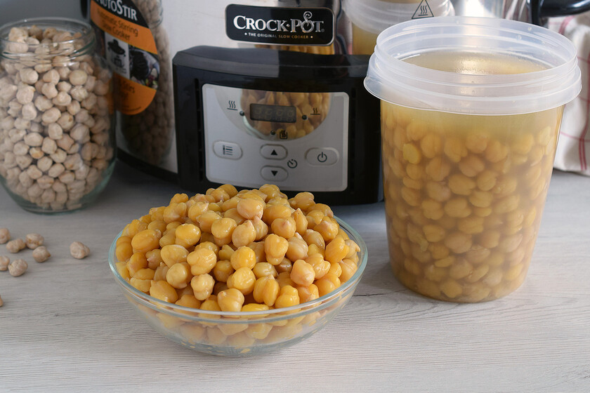 Cómo cocer garbanzos en la olla de cocción lenta o CrockPot: la forma más fácil y barata de cocinar esta legumbre dlvr.it/TDWw77