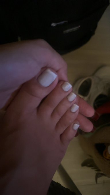 Kassie Monteiro - French tips ASAP🤍 making Video Call session DM for Bookings. 😌 https://t.co/UxLv0Cib4h