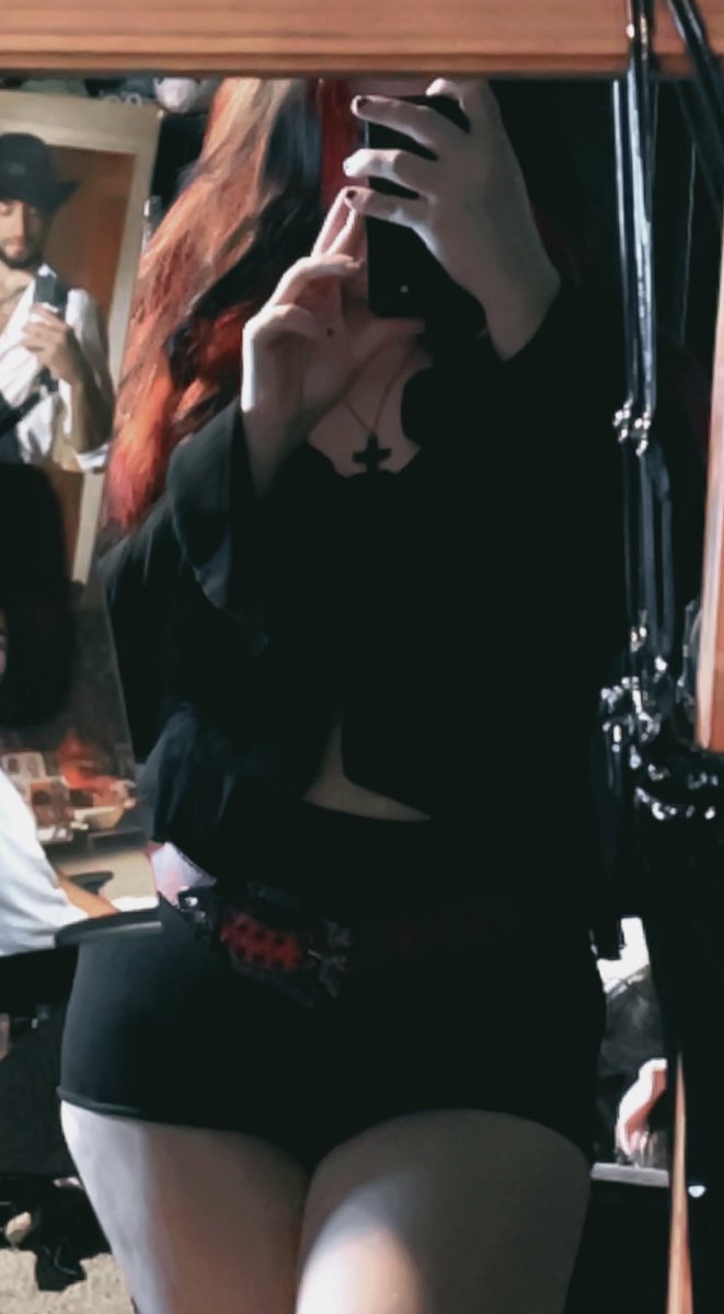 jiangshibunnie's tweet photo. Dropping off my low poly, 2007 horror game girl ootd ๐ค๐ฉธ๐ธ๏ธ
๐ธ๏ธ๐ท๏ธ #gothstyle #gothbabe #gothootd #gothgirl #horrorgame #gothgf #gothgirlfriend #gothfashion #gothfit https://t.co/ZKckoeA7dm