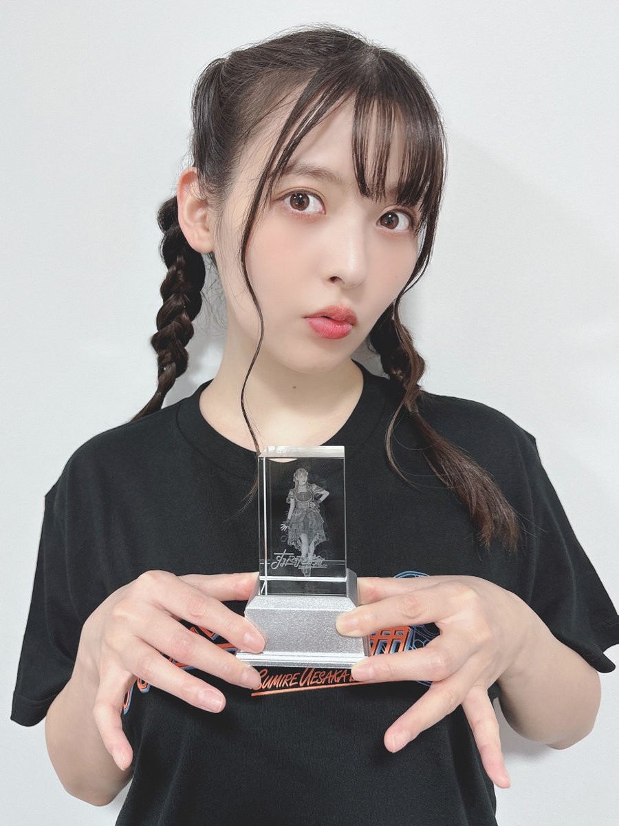 上坂すみれ　リングライト 上坂すみれ_official (@uesaka_official): 