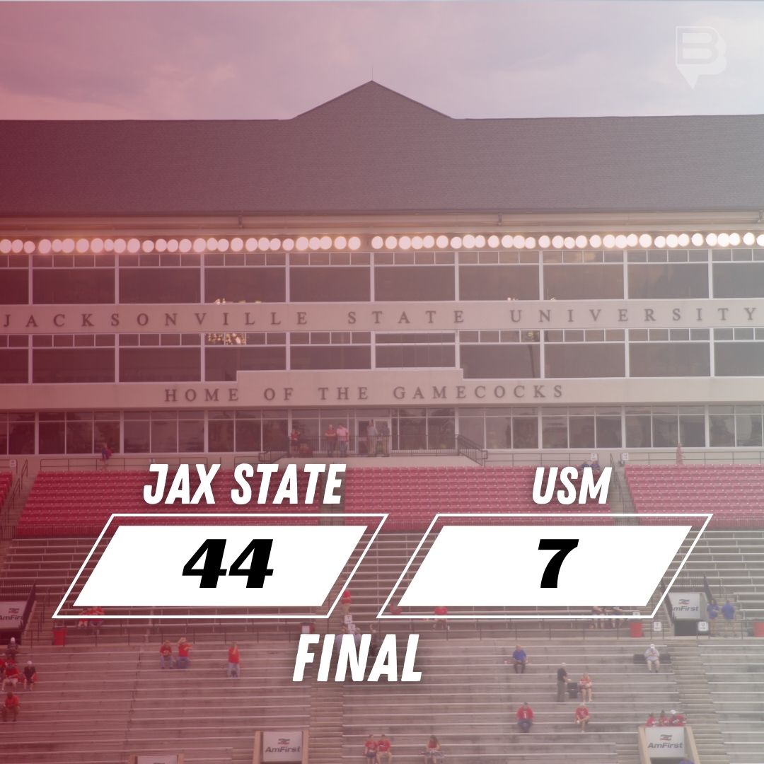 buzz_bama's tweet photo. 🏈 @JaxStateFB gets its first win of the season by taking down Southern Miss inside AmFirst Stadium. The Gamecocks are 1-0 in Conference USA play!
#bamabuzz #JaxState https://t.co/SIM6F0hTY8