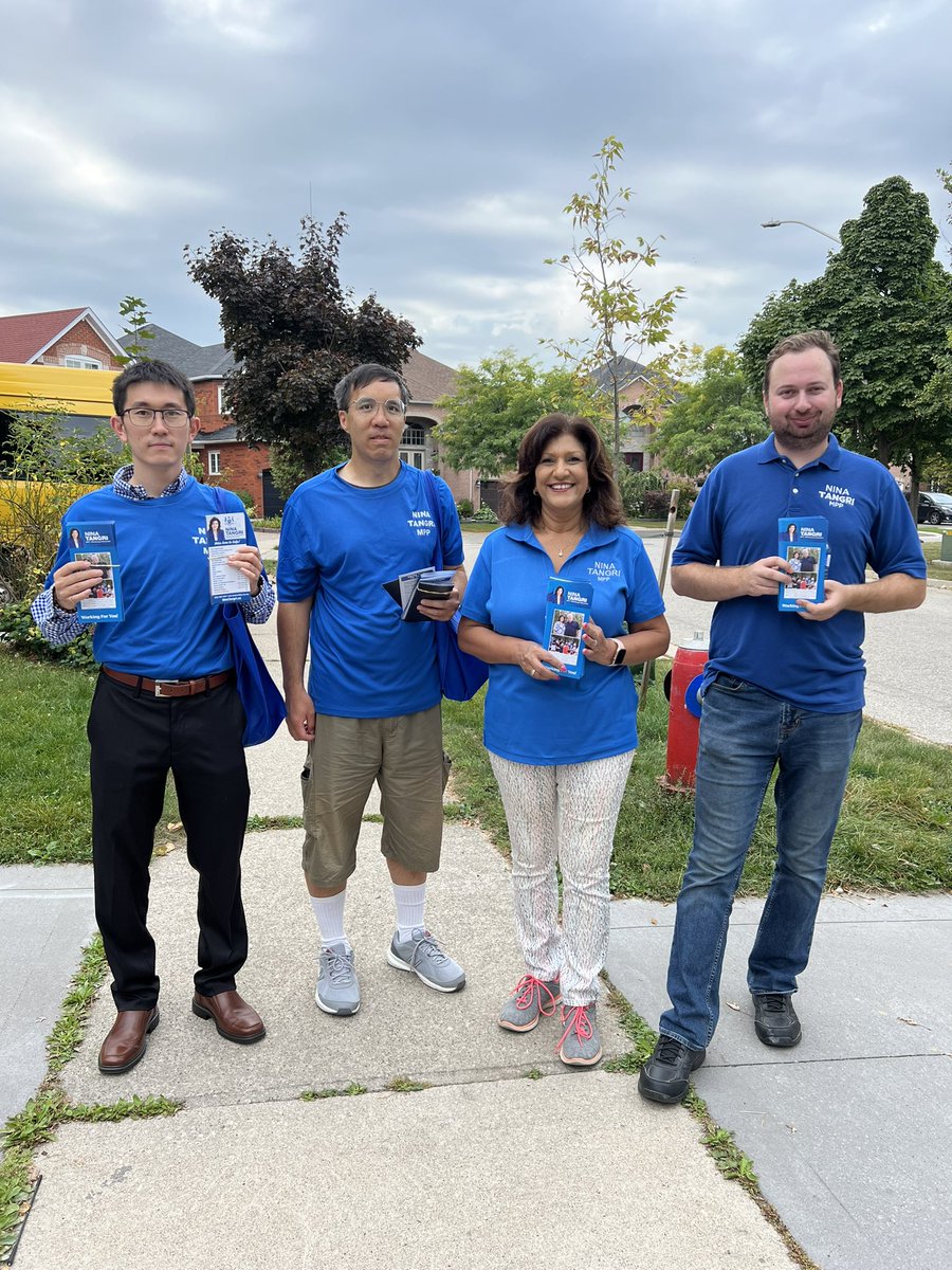 ninatangri's tweet image. Spending the last day of #summer2024 out at the doors ☀️

#TeamTangri was in Lisgar today listening to concerns and sharing information about our gov’s priorities and initiatives.

Thanks to everyone for the great conversations. We’re building a stronger community together!