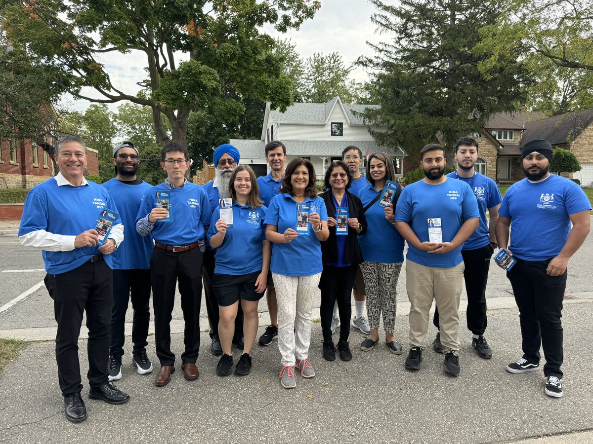 ninatangri's tweet image. Spending the last day of #summer2024 out at the doors ☀️

#TeamTangri was in Lisgar today listening to concerns and sharing information about our gov’s priorities and initiatives.

Thanks to everyone for the great conversations. We’re building a stronger community together!