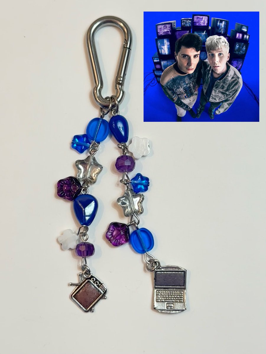 braceletladyy's tweet photo. my next drop is october 5th at 3pm pst!!

here is a thread of everything that will be available! i'll be updating it as i make stuff :)

https://t.co/S1gNDK71Ij https://t.co/6vcdcvrlsZ