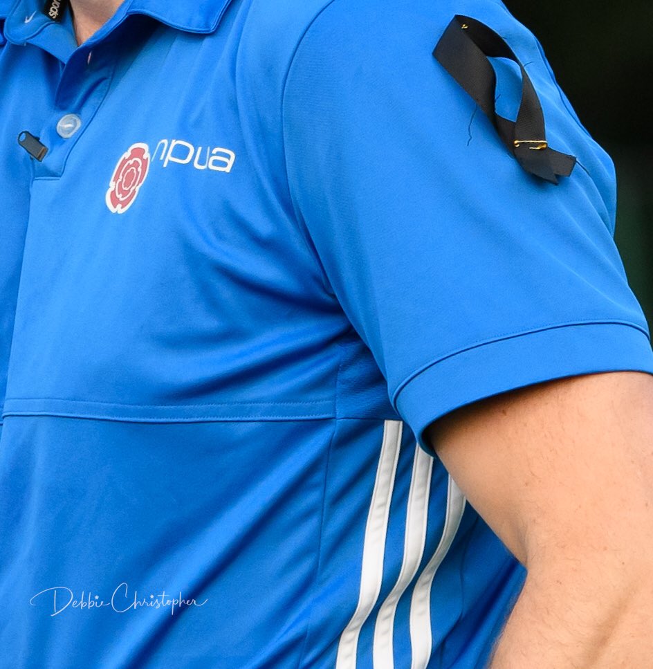 Players, umpires and crowd gave a minute’s respect <a href="/SurbitonHC/">Surbiton Hockey Club</a> tonight for Mark Jarvis. <a href="/OxtedHC/">Oxted HC</a> <a href="/NPUAhockey/">NPUA</a>