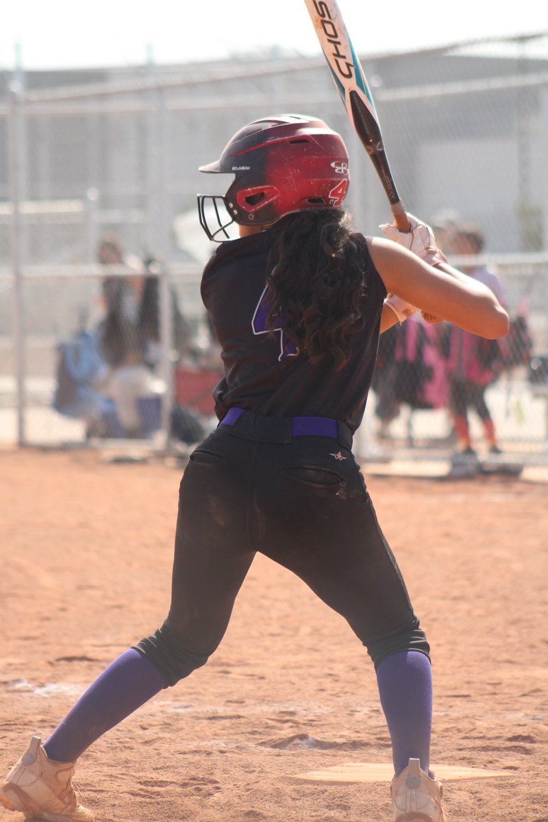 MrsRamirez_MHS's tweet photo. Lady Ravens take the win today vs MMS! Last home game of the season. Love seeing them play! Lilah pitched 2 innings &amp; had 4Ks, &amp;  she went 2-3 w/ a 2RBI triple from the left side, &amp; a RBI single from the right! @Robram_915 https://t.co/BLbI9l7va7