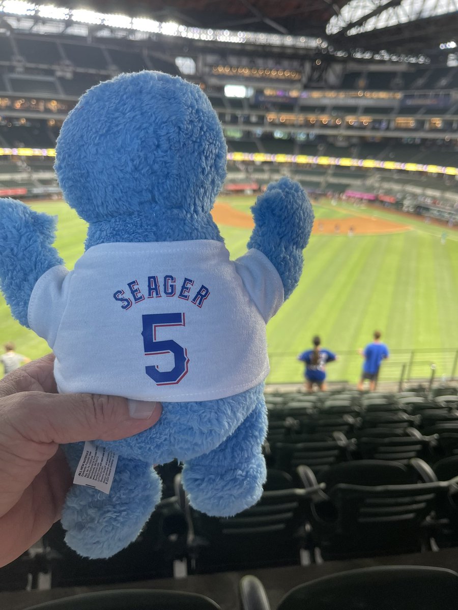 Zap_City13's tweet photo. @Rangers vs @Mariners tonight! +a #BigPoppi inspired giveaway! 🔥🔥🔥 @coreyseager_5 https://t.co/v70tjmNpUL