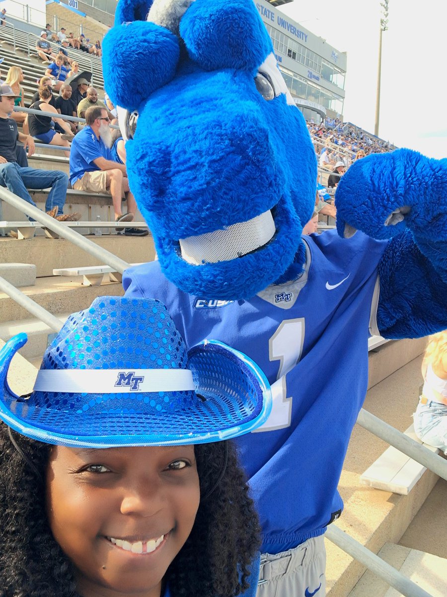 FrenekaMinter's tweet photo. Feeling a little MTSU Blue #MTSU #Homecoming2024 #MTTrueBlue https://t.co/oShriwMzPC