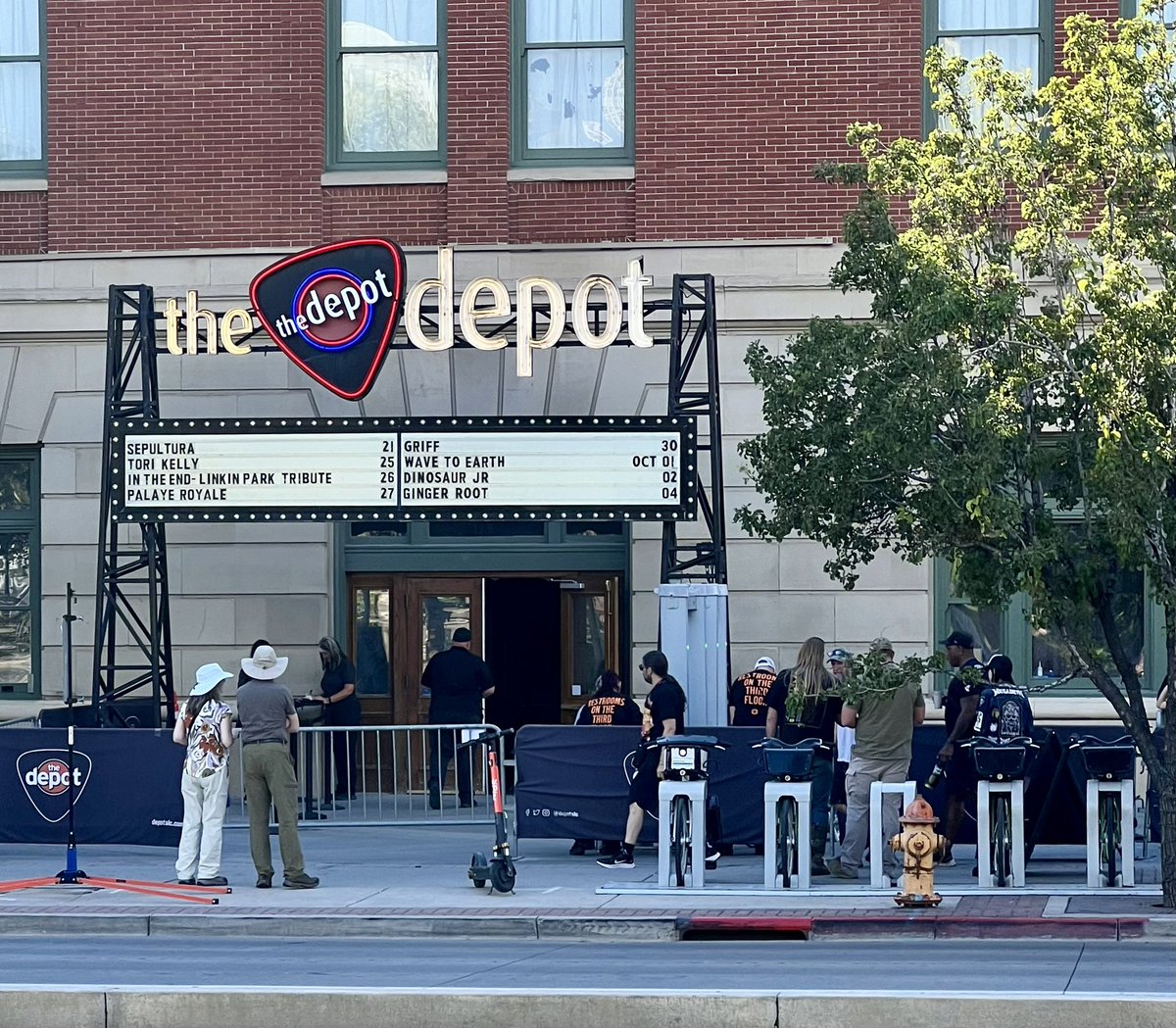 Sepulnation_com's tweet photo. Sepultura live tonight at The Depot in Salt Lake City! 🤘 #sepulnation #Sepultura https://t.co/yuqytZTCdP