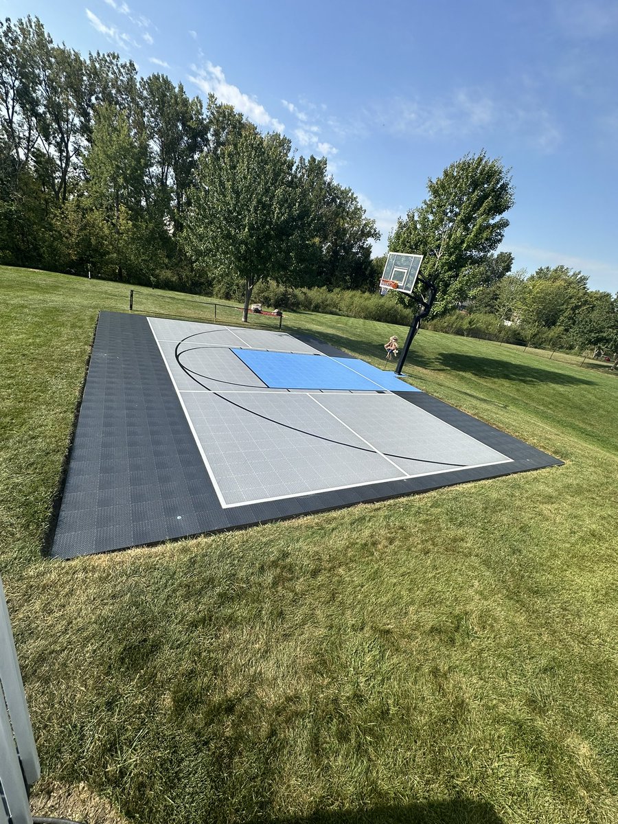 Ellis Paige tweet media