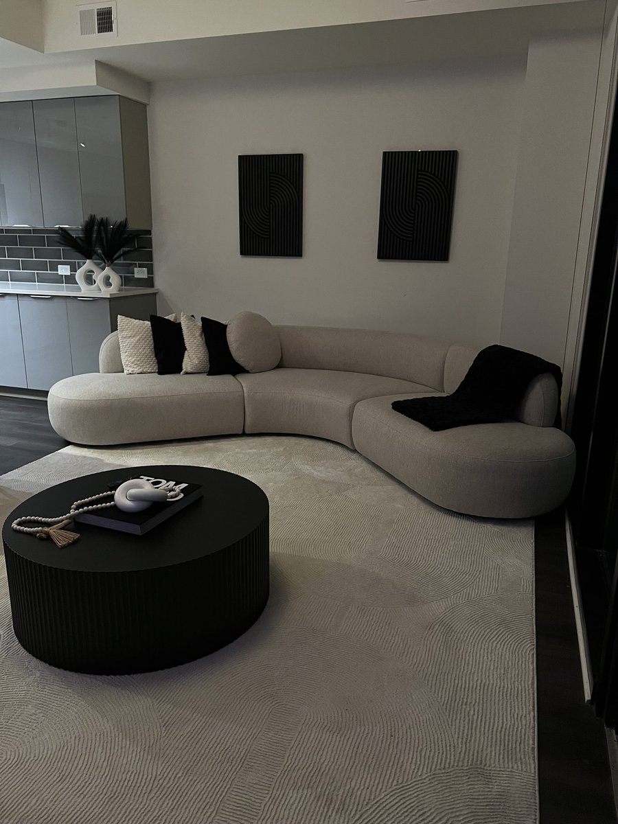 thabinb's tweet photo. My space is everything 🫖 https://t.co/9cFfYqvDl7