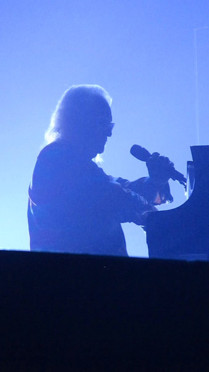 Firenze_92's tweet photo. @MICHELPOLNAREFF "À bientôt pour la tournée de l'année prochaine"
🤩🤩🤩🤩🤩🤩🤩 https://t.co/JWEaogNB7b