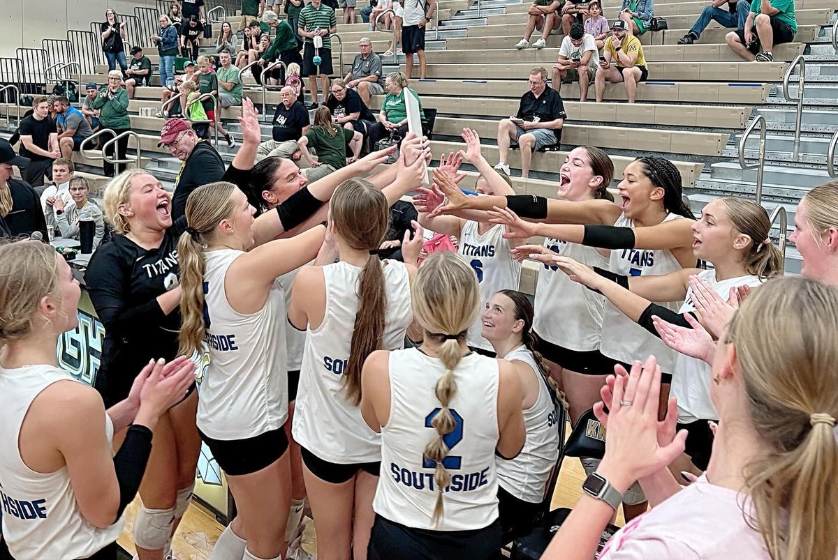 PLSouthTitanVb's tweet photo. 💙TODAY was a BIG DAY for this TEAM💙CONGRATS TO YOUR 2024 LPS TOURNAMENT CHAMPS! 💙#EmbracetheChoice @PLS_activities https://t.co/wyFS5i1rSp