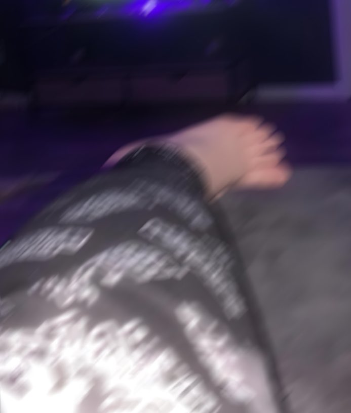 Footjob00's tweet photo. J’attend mon argents bande de salope #feet #domina #moneyslavefr https://t.co/J3y5wiqE3M