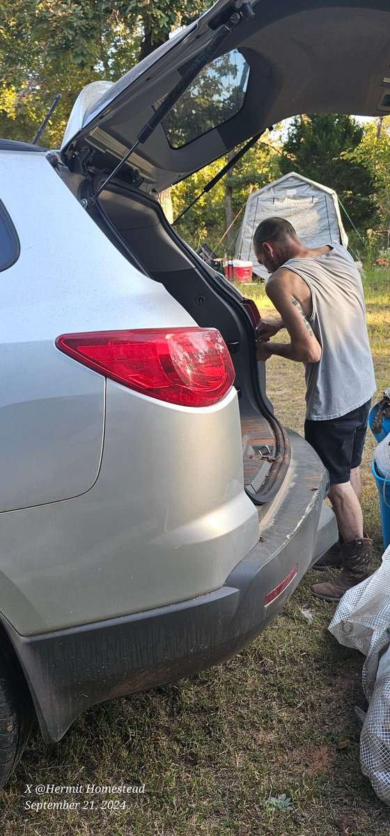 HermitHomestead's tweet image. This man is always working 💪 for us. Fixing all the small things, that always end up being so much bigger. He educates himself on what he doesn't know so we don't have to pay someone else. I definitely got one of the good ones. 

#hubby #goodone #workshard #hardworking #myman