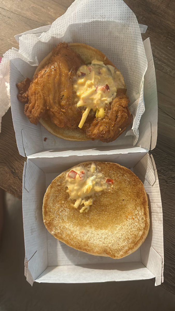 Pchit25's tweet photo. @ChickfilA  so much for a pimento cheese sandwich. Can’t believe you all ripped me off like this. Guess you all are running low. https://t.co/MjSRuBpxtg