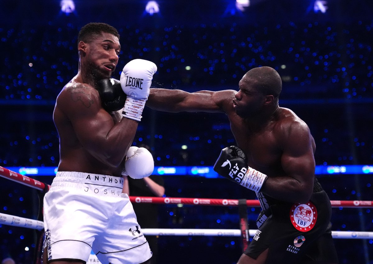 Alamy_Editorial's tweet photo. Anthony Joshua and Daniel Dubois in action during the IBF heavyweight title bout at Wembley Stadium, London.
Image ID: 2Y5EKXE / Bradley Collyer / PA Wire
#IBFWorldHeavyweight #AnthonyJoshua #DanielDubois #WembleyStadium #HeavyweightFight #picoftheday #potd https://t.co/ZeowUAELKI